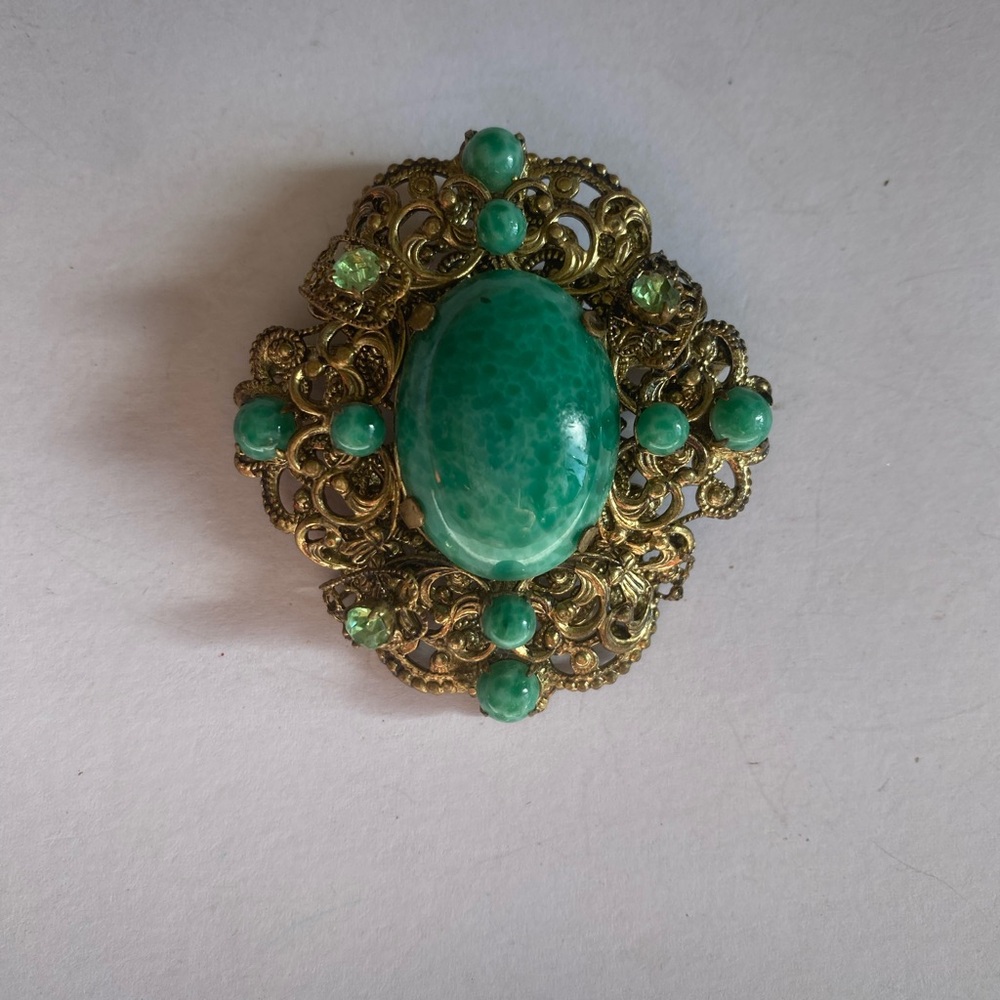 Brooch/Pendant Brass Peking Glass w/ Clip on Earrings- Czech